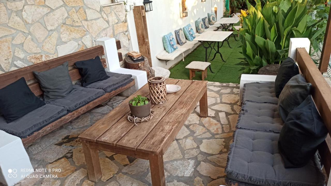 Bourbos Summer Rooms Himare Rom bilde